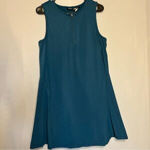 Tennis golf pickleball dress active wear with shorts underneath size large teal
